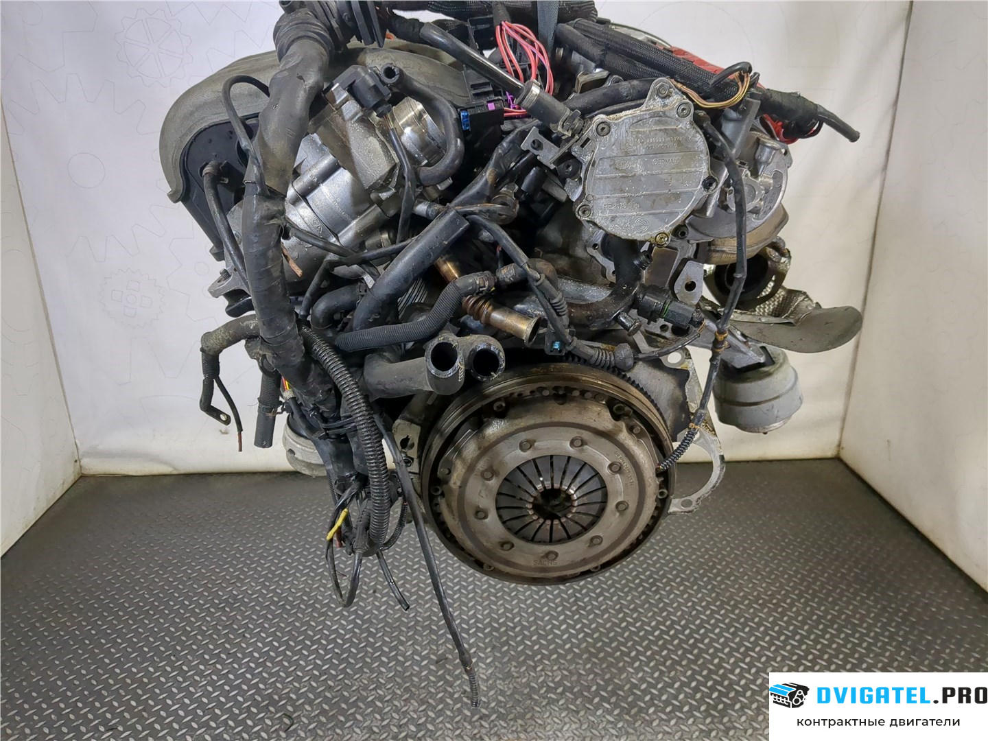 Двигатель Audi A4 B6 2000 - 2004 AWA 2 л., Бензин, FSI, артикул 7813520