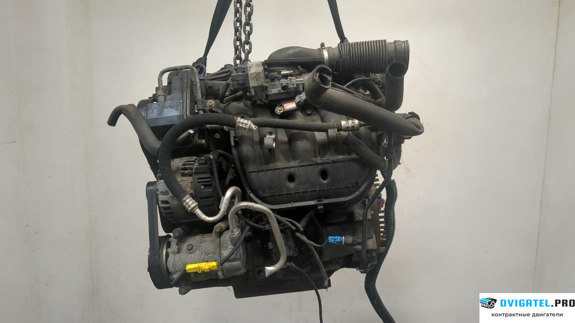 Двигатель Citroen Xsara-Picasso RFM, RFN 2 л., Бензин, Инжектор, артикул 8670614