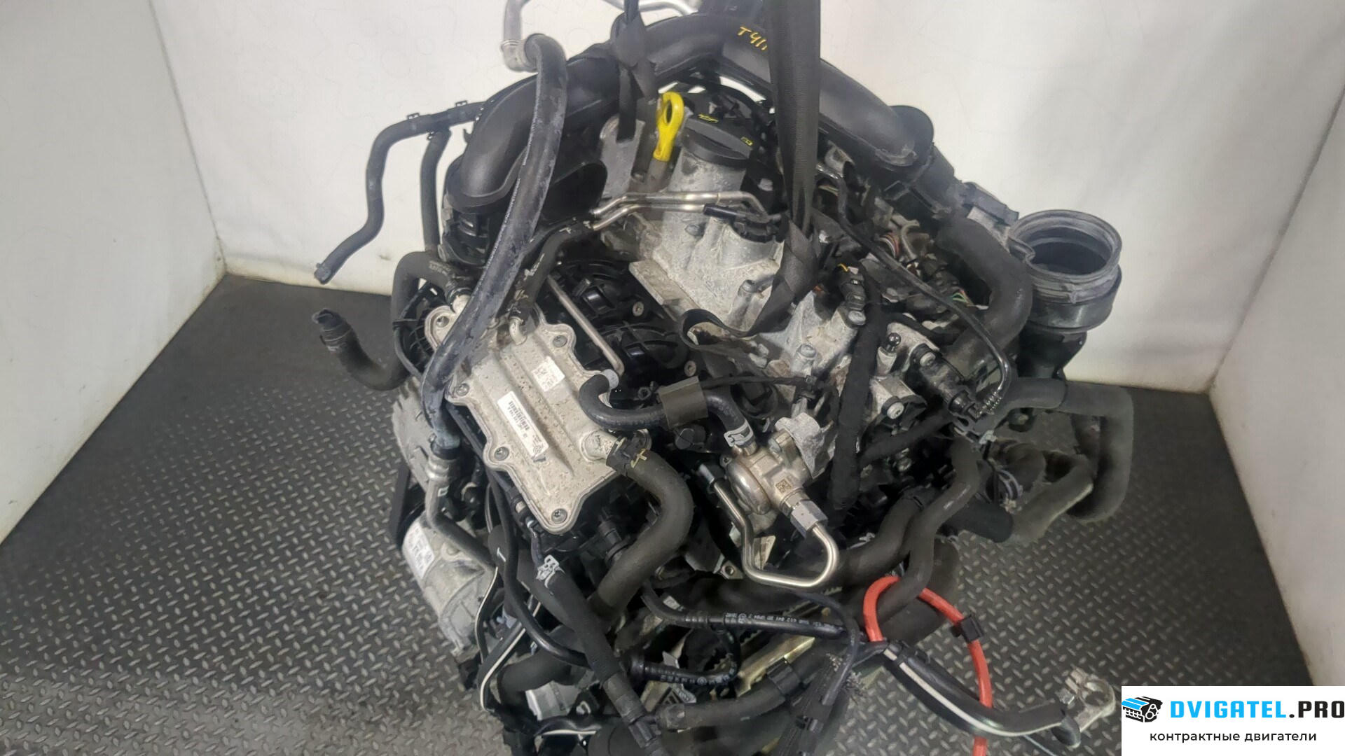 Двигатель Skoda Octavia A7 2017 - 2021 DKRF 1 л., Бензин, TSI, артикул 8992473