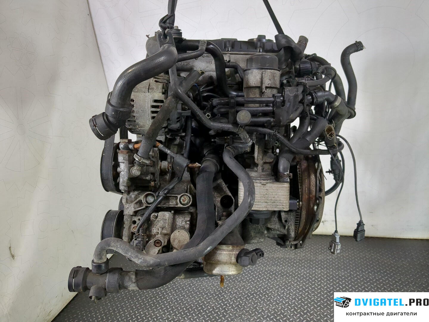 Двигатель Audi A4 B6 2000 - 2004 AVF 1.9 л., Дизель, TDI, артикул 8801091