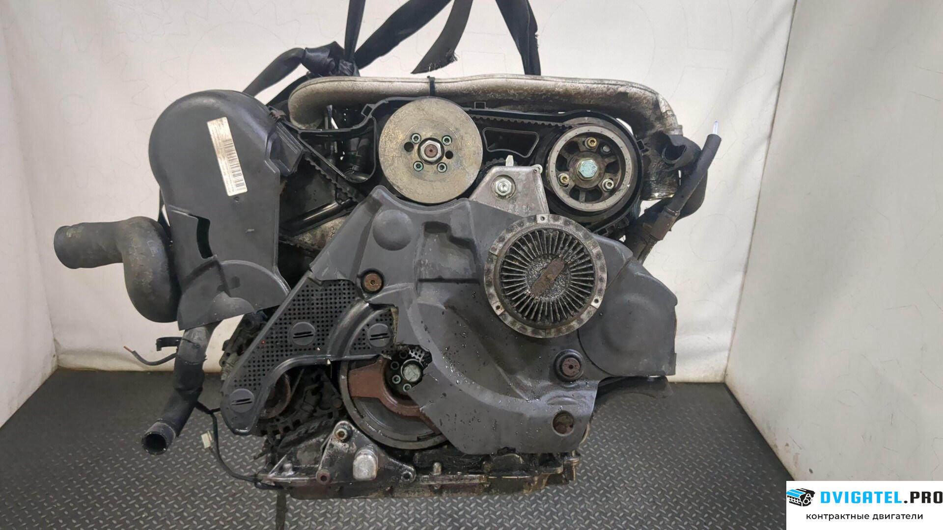 Двигатель Audi A4 B6 2000 - 2004 AKE 2.5 л., Дизель, TDI, артикул 9279219
