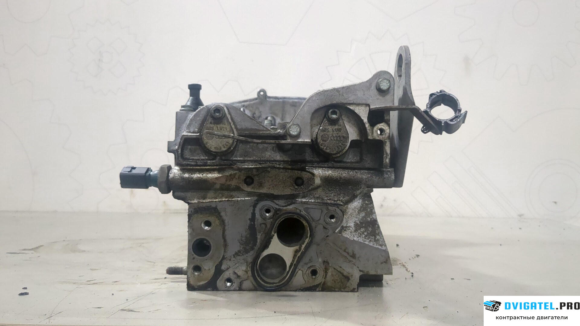Головка блока цилиндров (ГБЦ) Volkswagen Polo 2001 - 2005 AZQ 1.2 л., Бензин, Инжектор, артикул 9211914