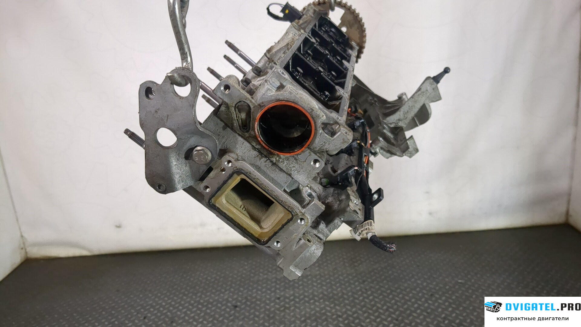 Головка блока цилиндров (ГБЦ) Ford Focus 3 2014 - 2019 XWDB 1.5 л., Дизель, TDCI, артикул 8896179