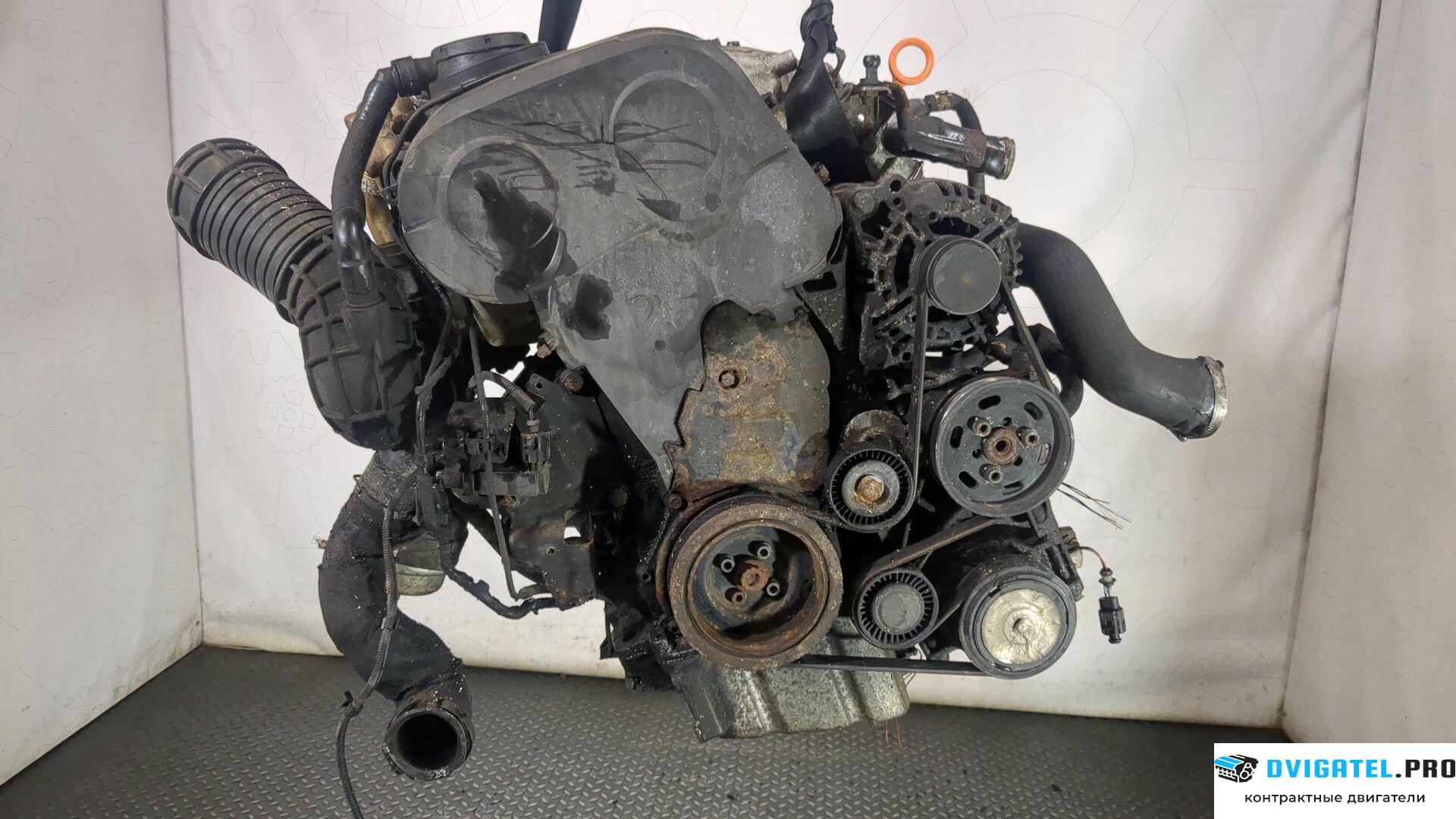 Двигатель Audi A4 B7 2005 - 2007 BLB 2 л., Дизель, TDI, артикул 8862609