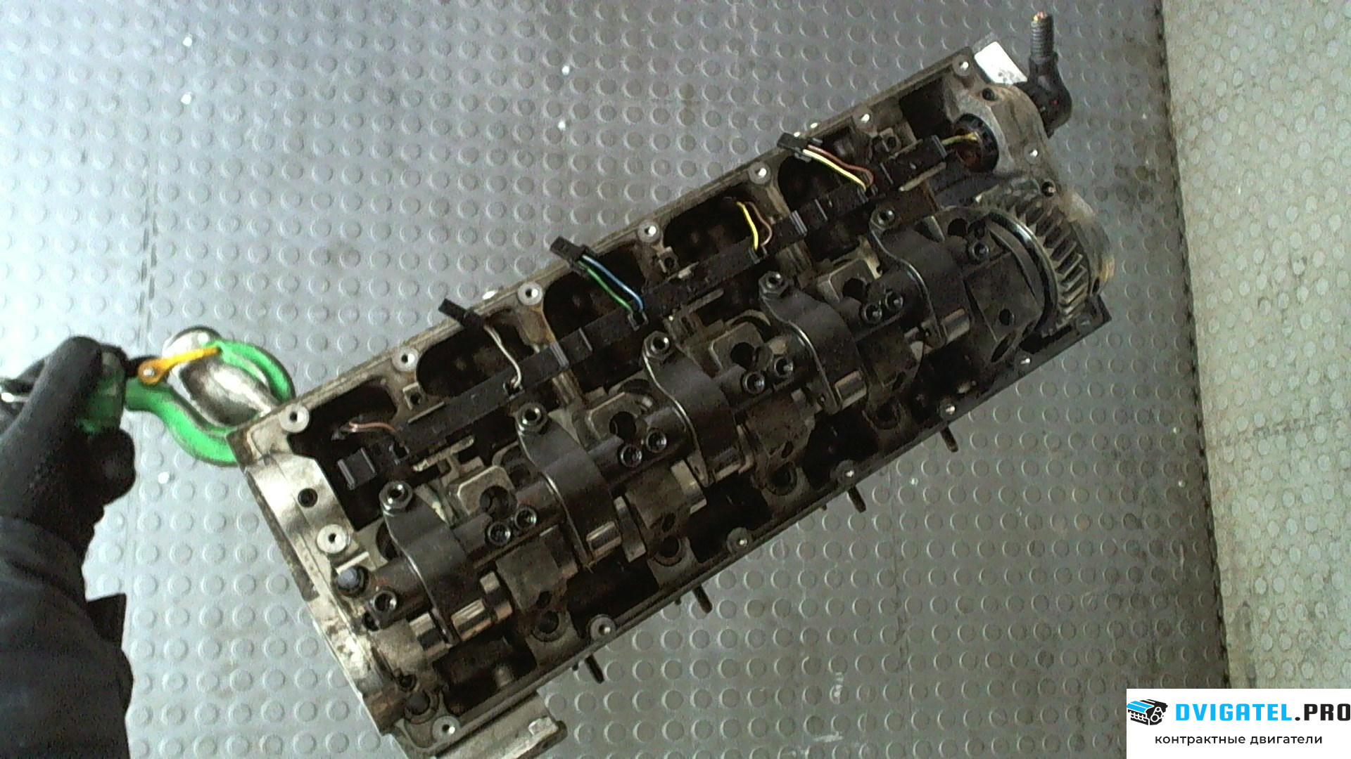 Головка блока цилиндров (ГБЦ) Volkswagen Touareg 2002 - 2007 AYH 5 л., Дизель, артикул 7767172