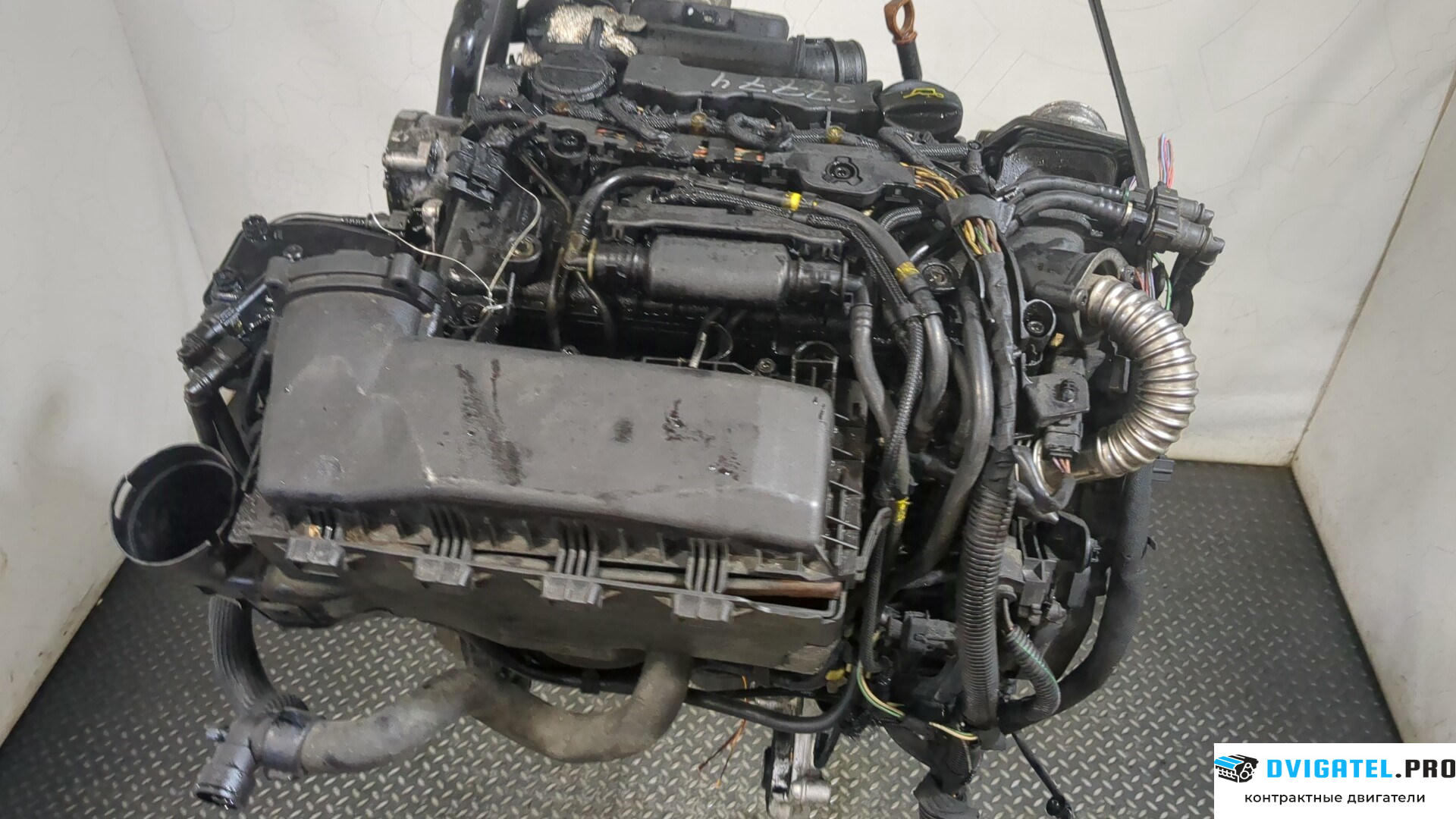 Двигатель Citroen C4 2004 - 2010 9HV 1.6 л., Дизель, HDI, артикул 8359348