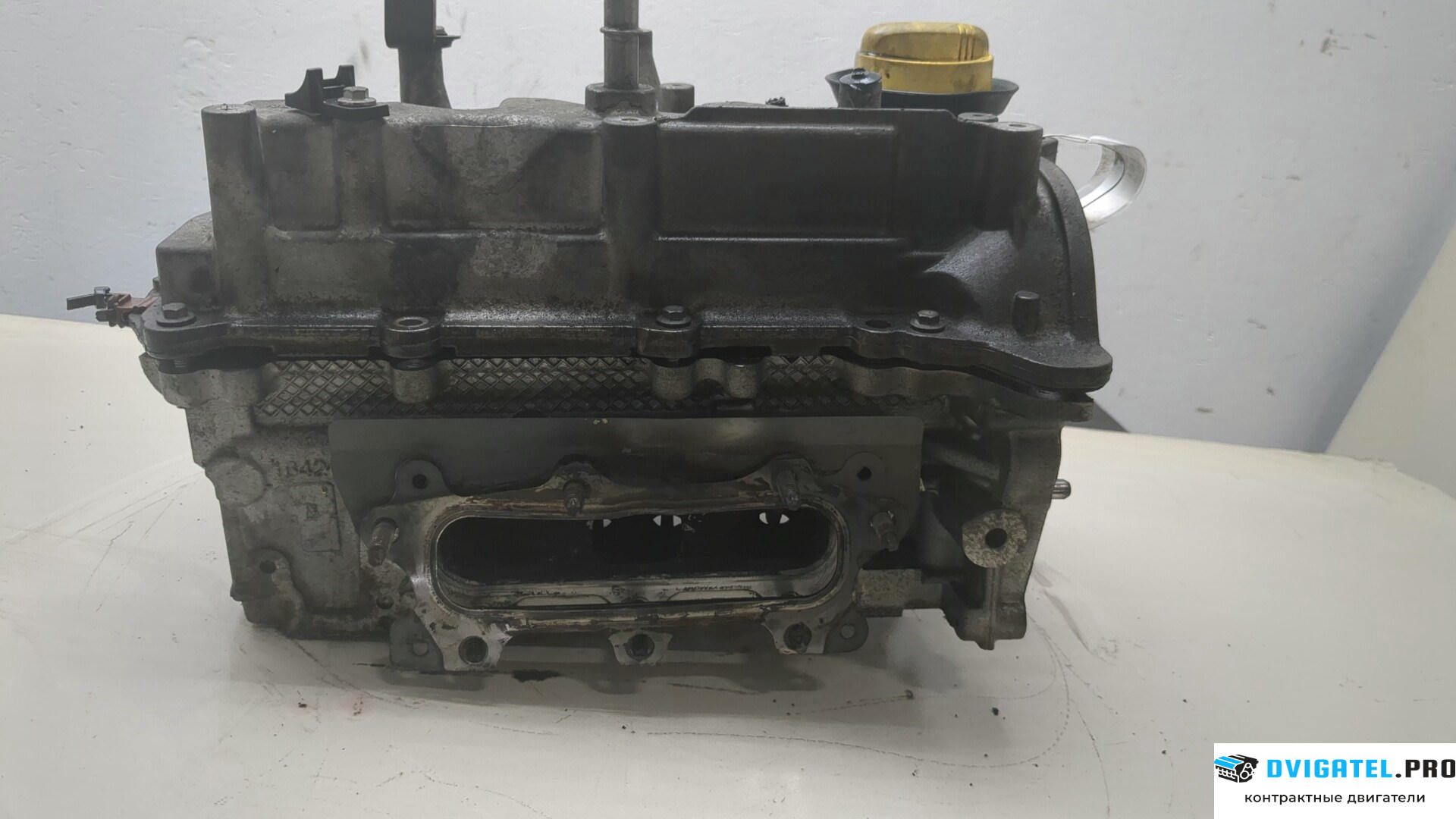 Головка блока цилиндров (ГБЦ) Dacia Sandero 2012 - н.в. H4B 400 0.9 л., Бензин, Турбо-инжектор, артикул 8480116